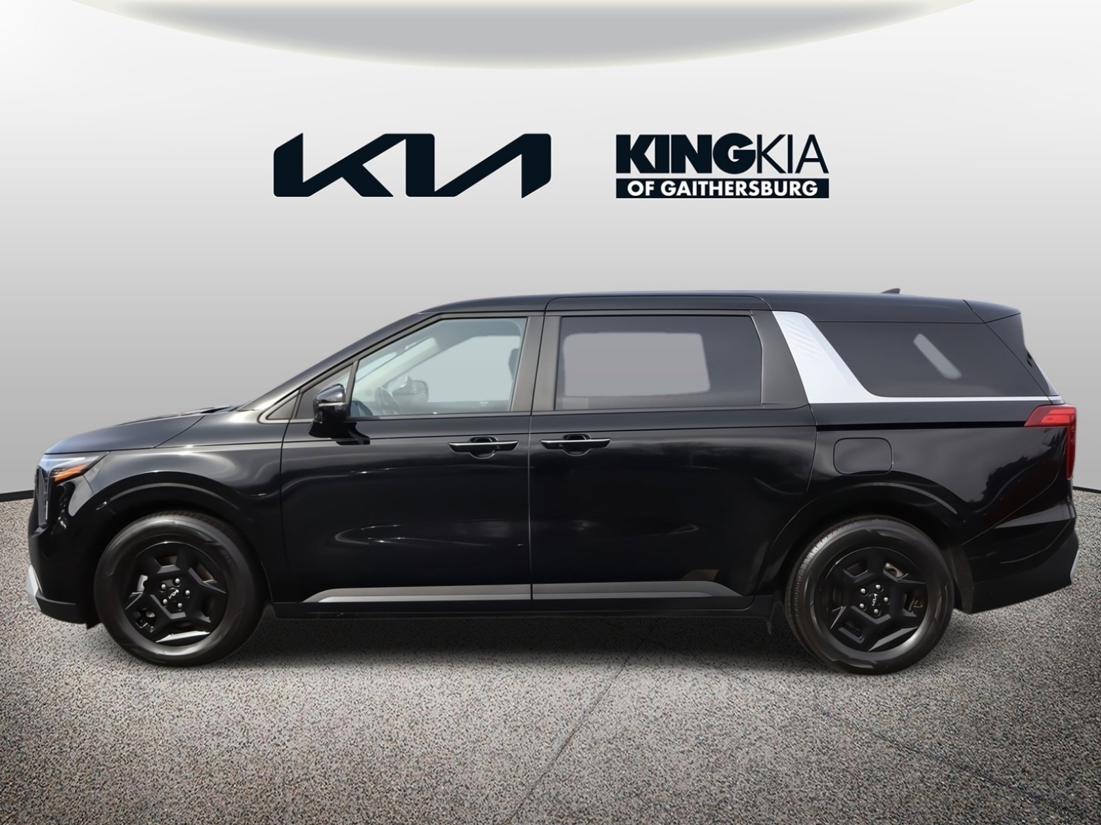 Certified 2025 Kia Carnival image 7