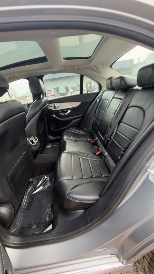 Used 2015 Mercedes-Benz C 300 4MATIC Sedan image 44