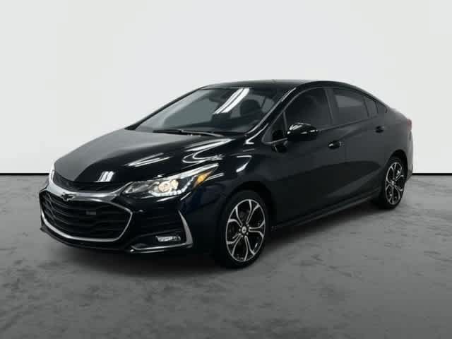 Used 2019 Chevrolet Cruze LT w/ Convenience Package FWD image 1