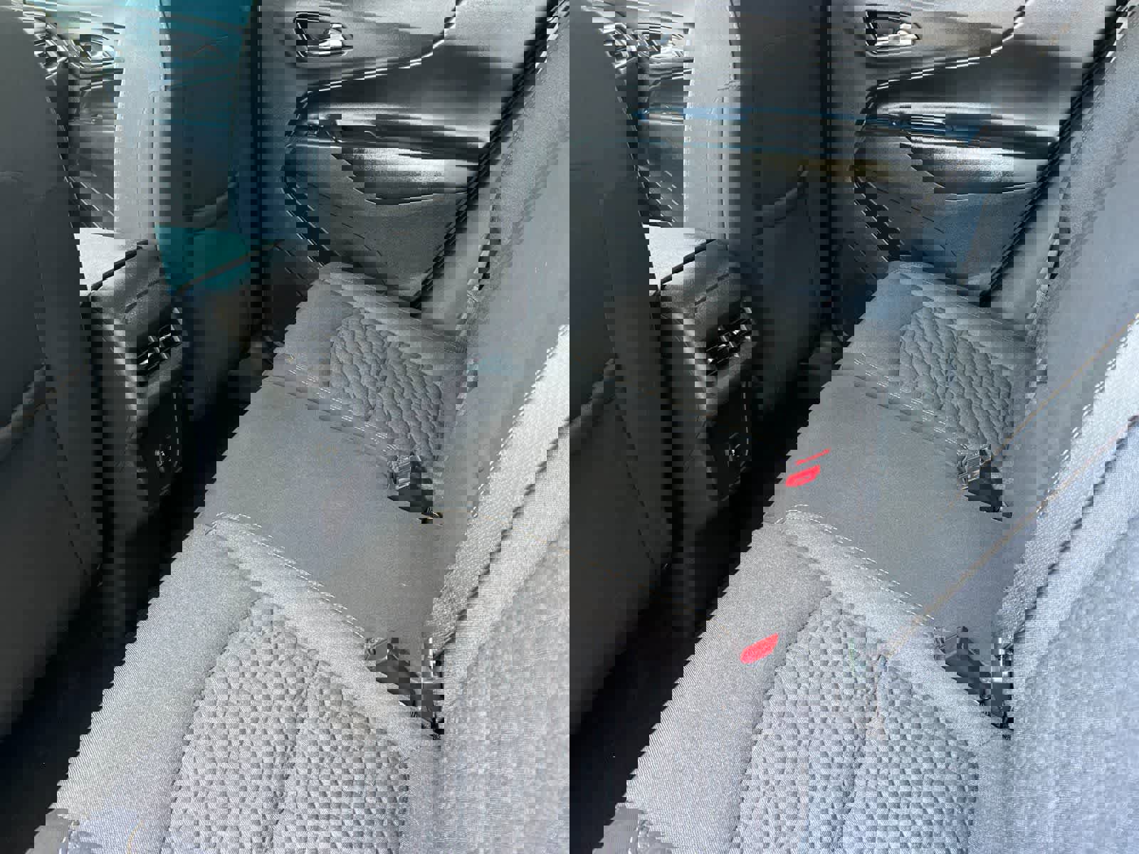 Used 2021 Chevrolet Equinox LT AWD/4WD image 5