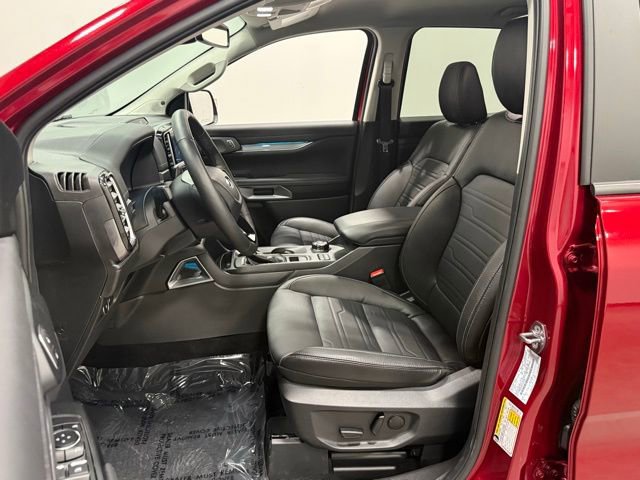 Used 2025 Ford Ranger Lariat w/ FX4 Off-Road Package AWD/4WD image 15