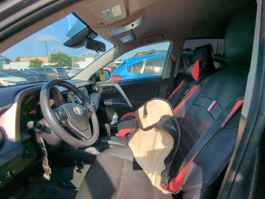 Used 2017 Toyota RAV4 LE w/ All Weather Liner Package AWD/4WD image 6