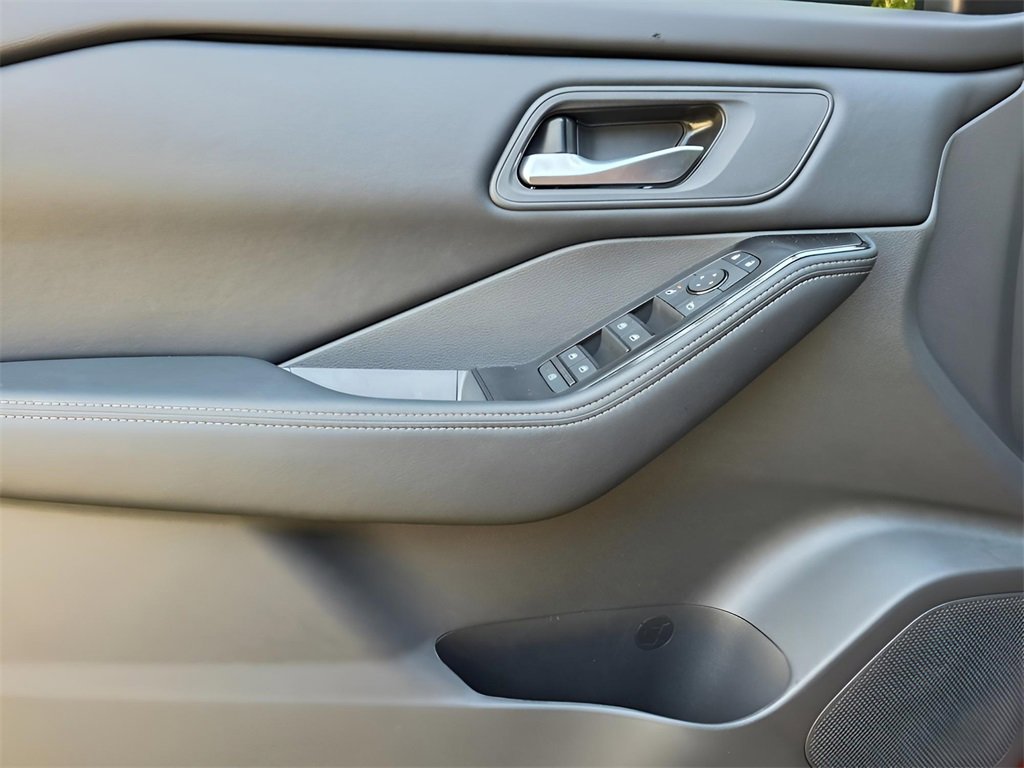 New 2026 Nissan Rogue SV image 15