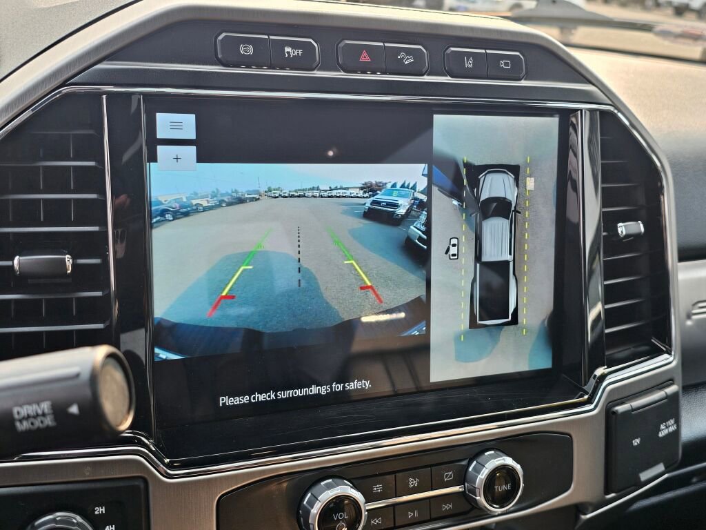 Certified 2022 Ford F450 Platinum w/ FX4 Off-Road Package image 28