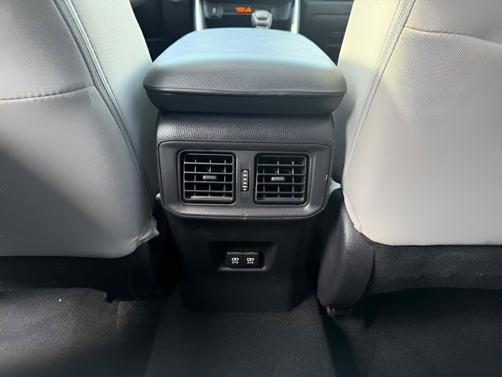 Used 2020 Toyota RAV4 XLE w/ Convenience Package AWD/4WD image 12