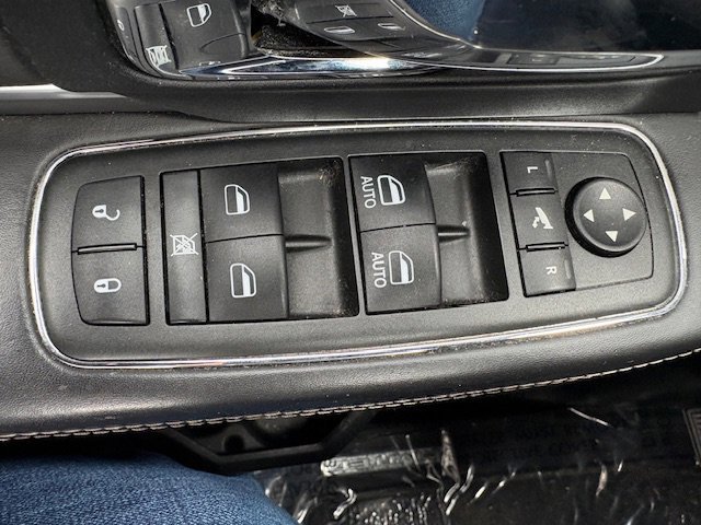 Used 2014 RAM 1500 Limited image 23