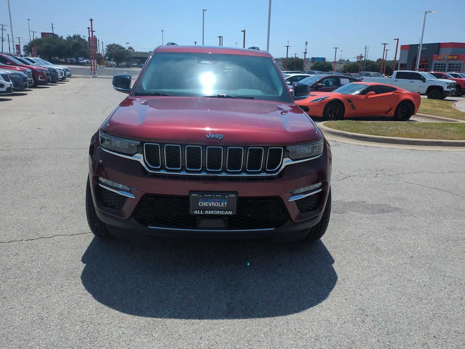 Used 2023 Jeep Grand Cherokee Limited RWD image 3