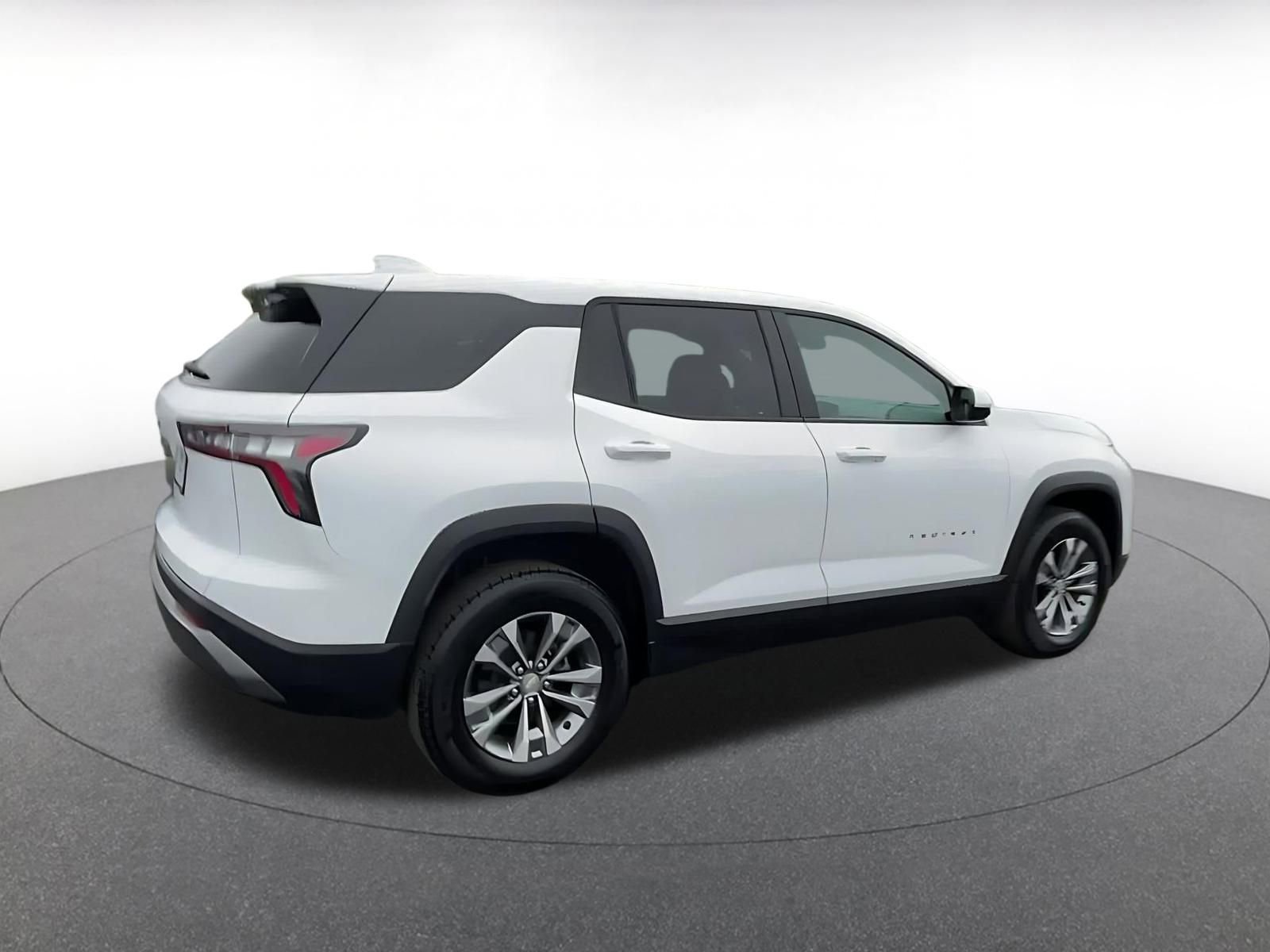 Used 2025 Chevrolet Equinox LT image 15