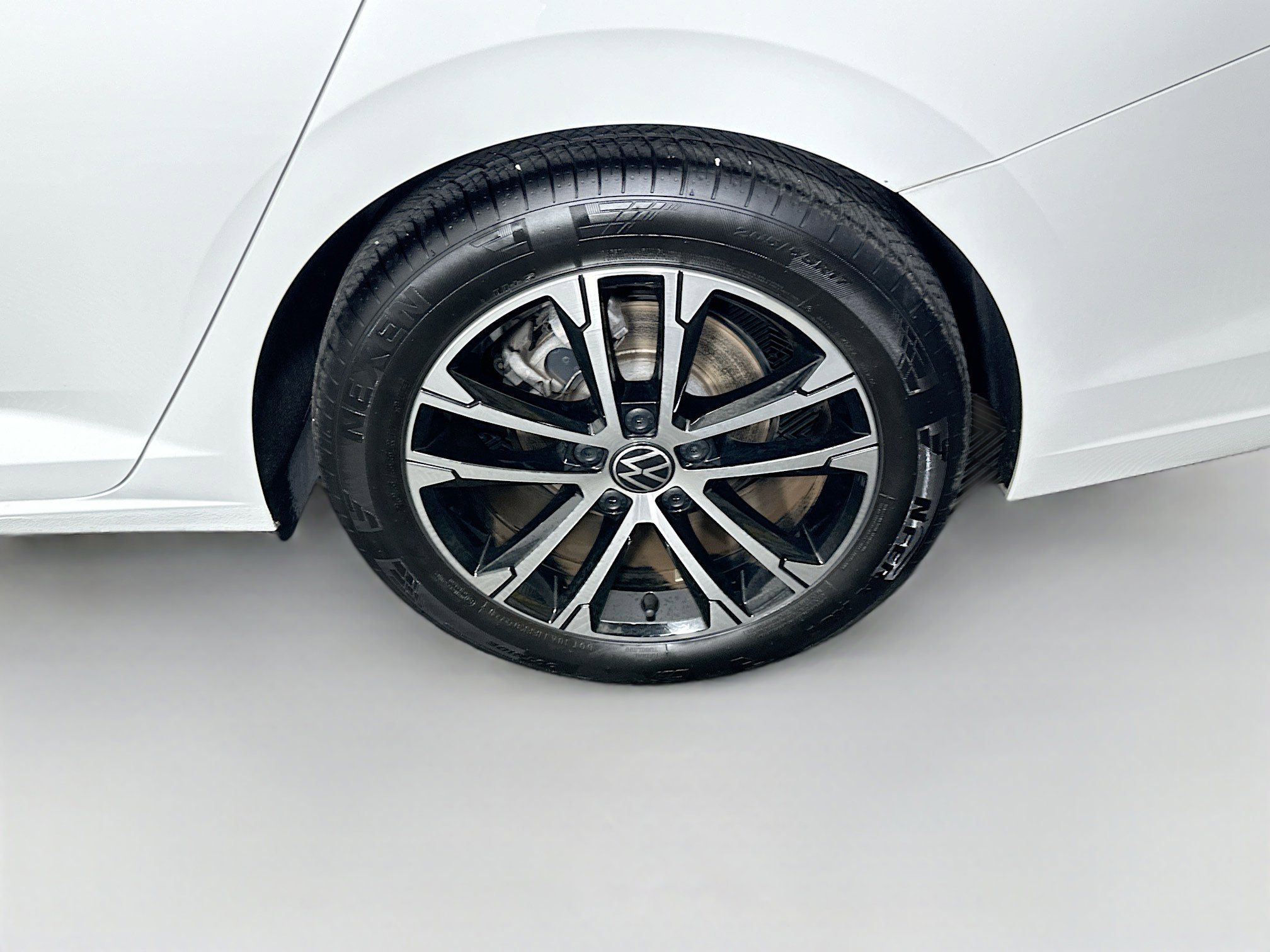 Used 2024 Volkswagen Jetta Sport FWD image 11