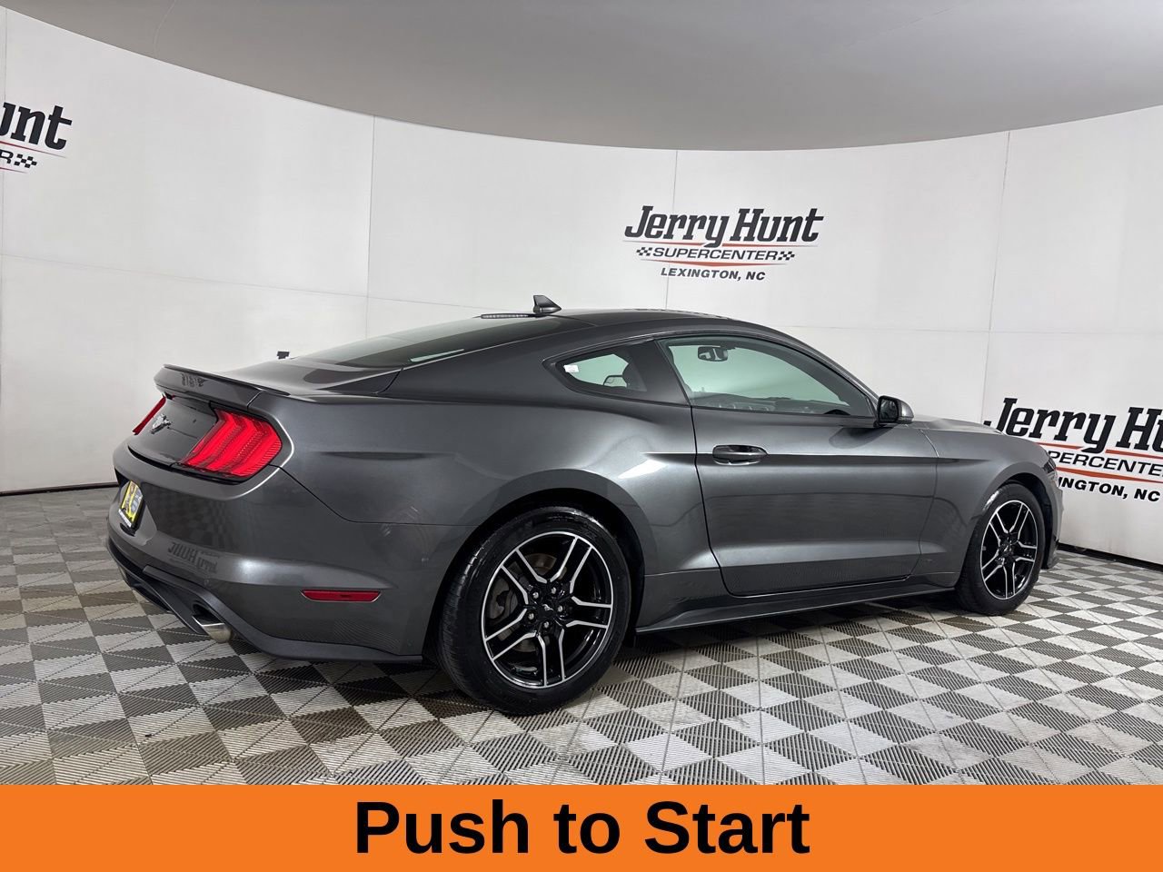 Used 2020 Ford Mustang Premium image 6