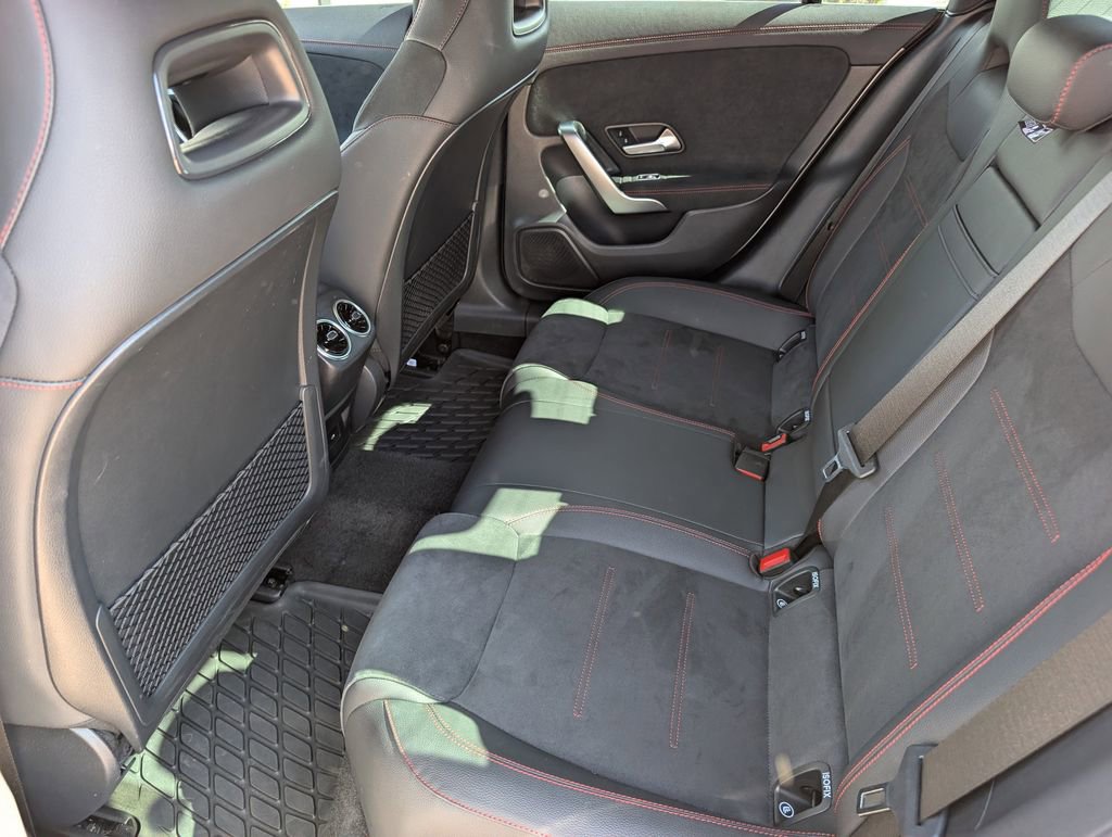 Used 2024 Mercedes-Benz CLA 250 4MATIC image 22