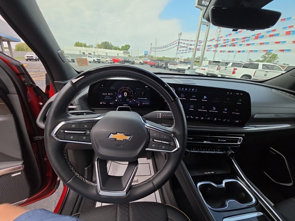 Used 2026 Chevrolet Traverse High Country w/ LPO, Floor Liner Package AWD/4WD image 13