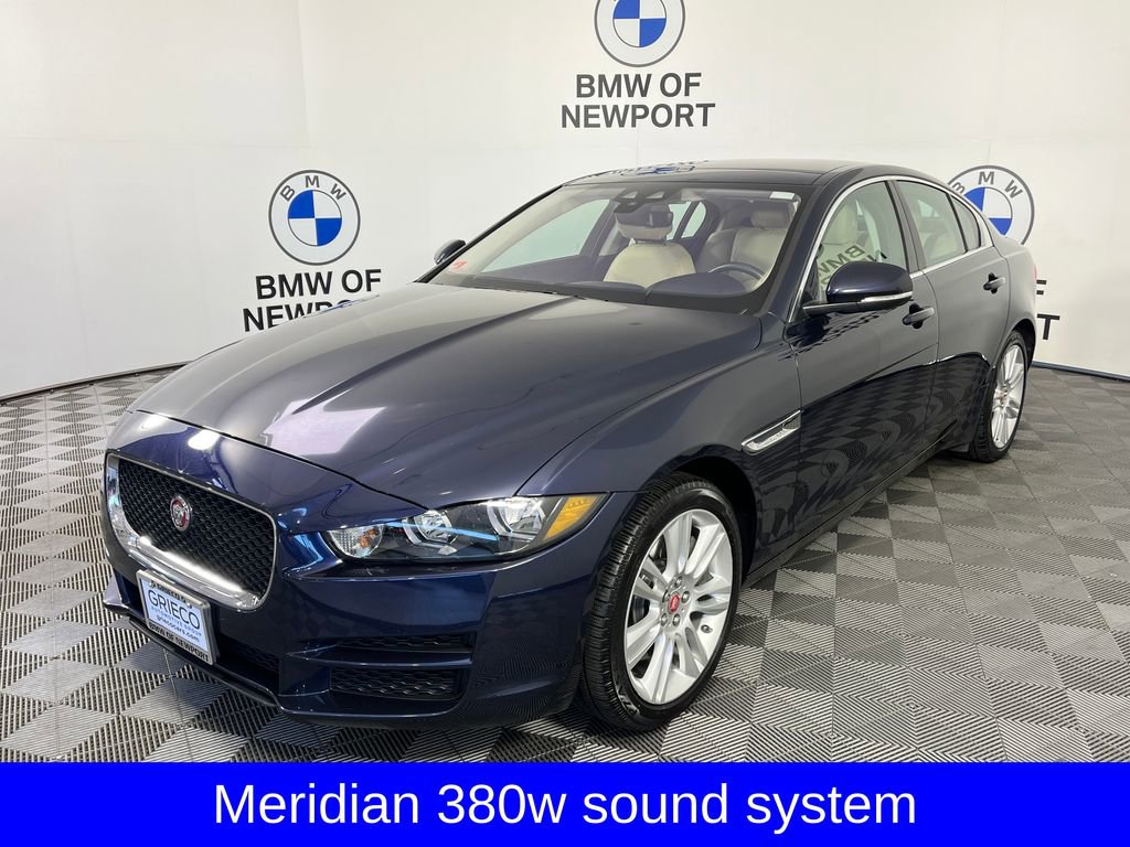 Used 2019 Jaguar XE Premium AWD/4WD image 3