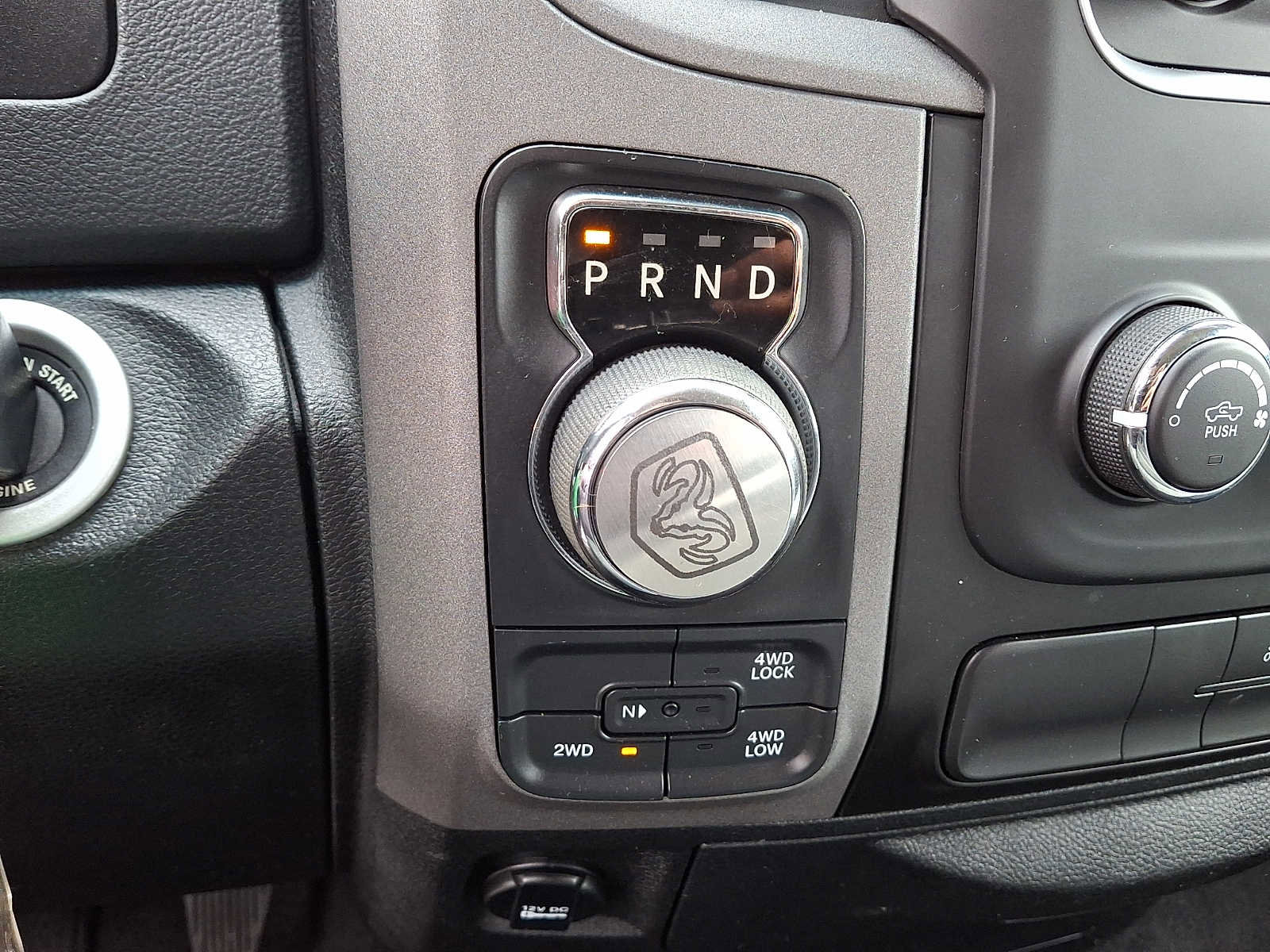 Used 2018 RAM 1500 Express AWD/4WD image 14