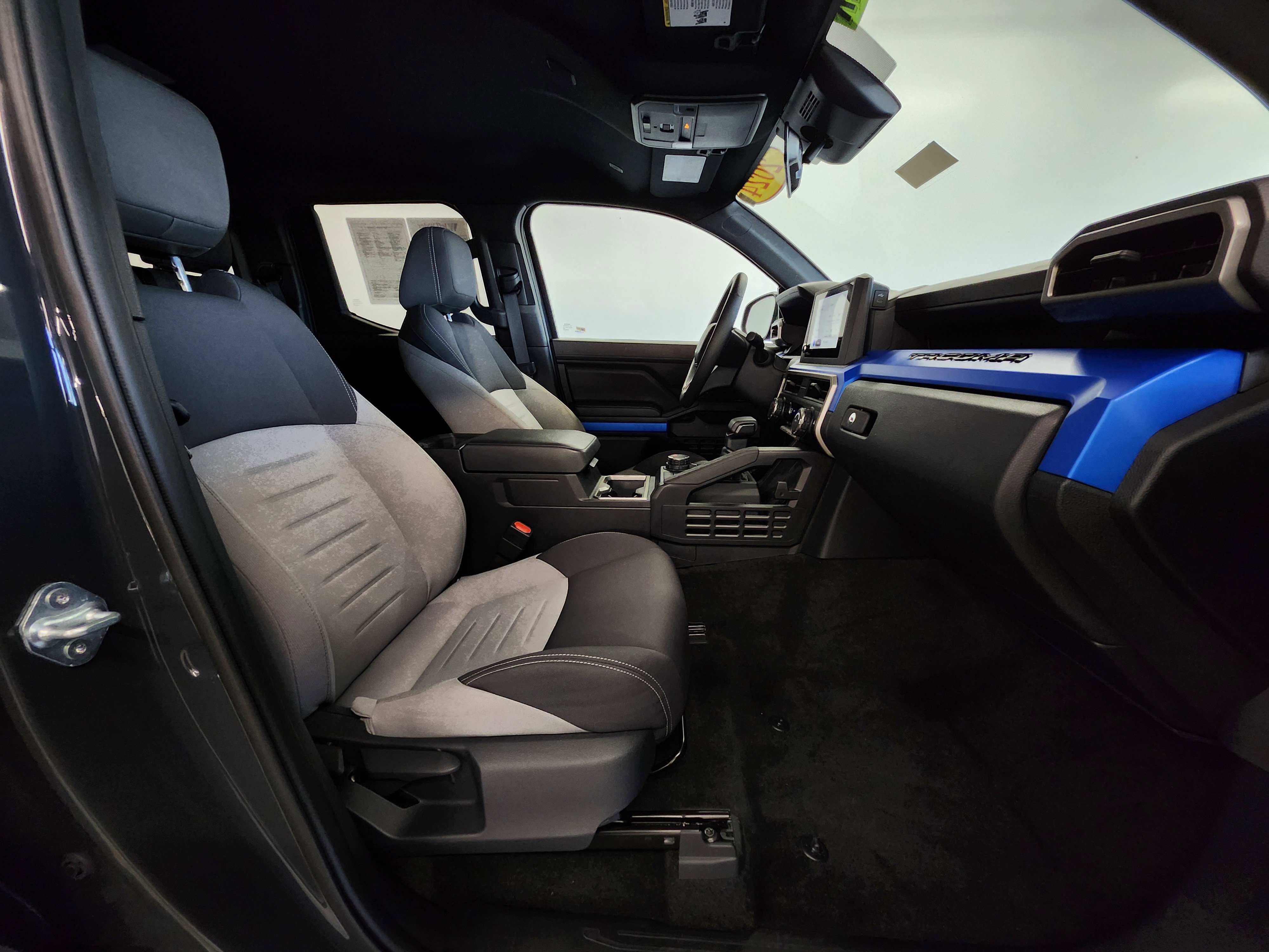 Used 2024 Toyota Tacoma TRD Sport image 23