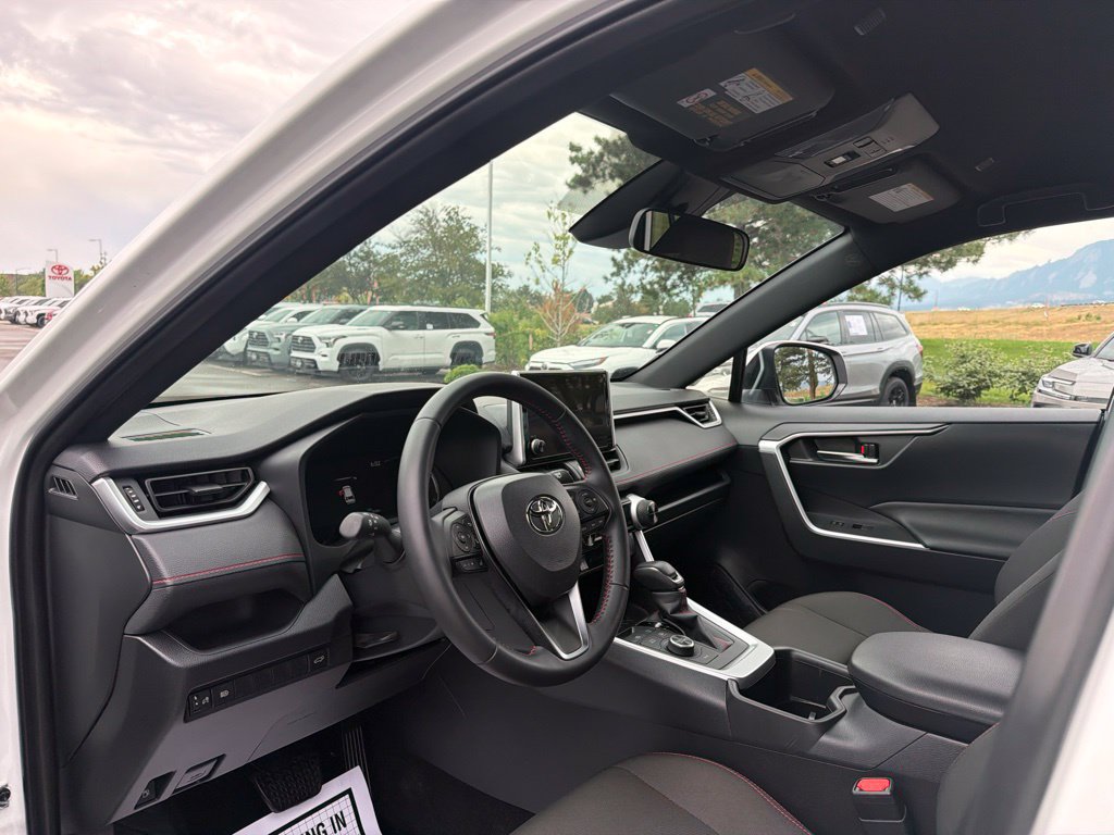Used 2025 Toyota RAV4 SE AWD/4WD image 24