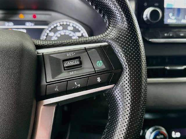 Used 2023 Mitsubishi Outlander SE Black Edition FWD image 14