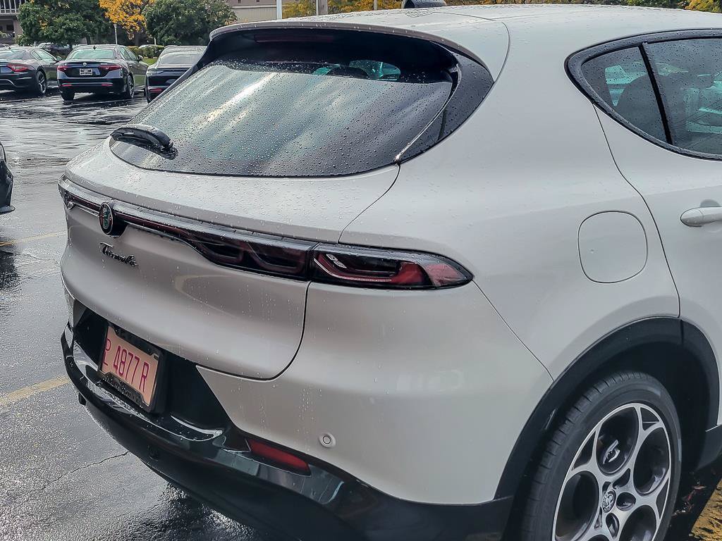 New 2025 Alfa Romeo Tonale w/ Premium Package AWD/4WD image 6