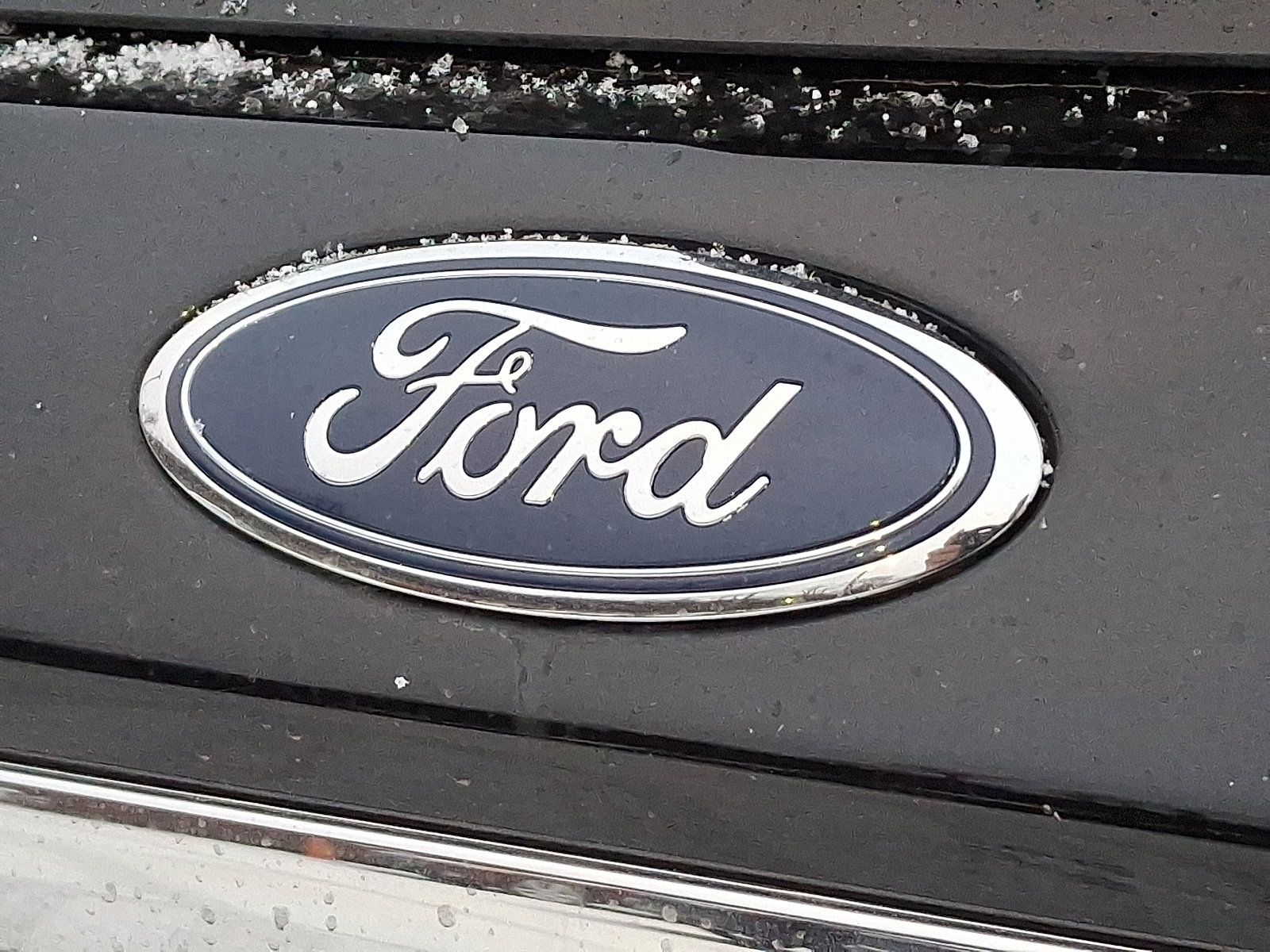 Used 2022 Ford Explorer Limited image 30