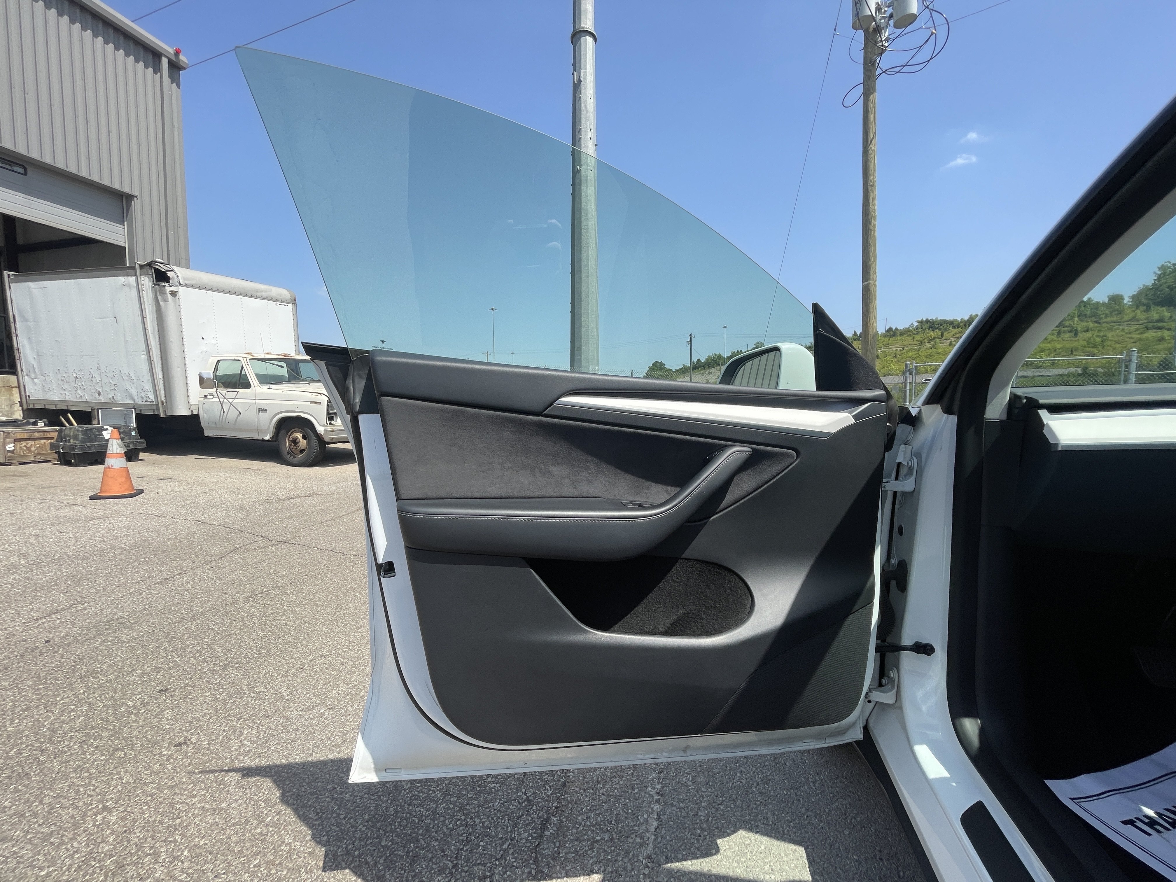 Used 2023 Tesla Model Y Long Range AWD/4WD image 11