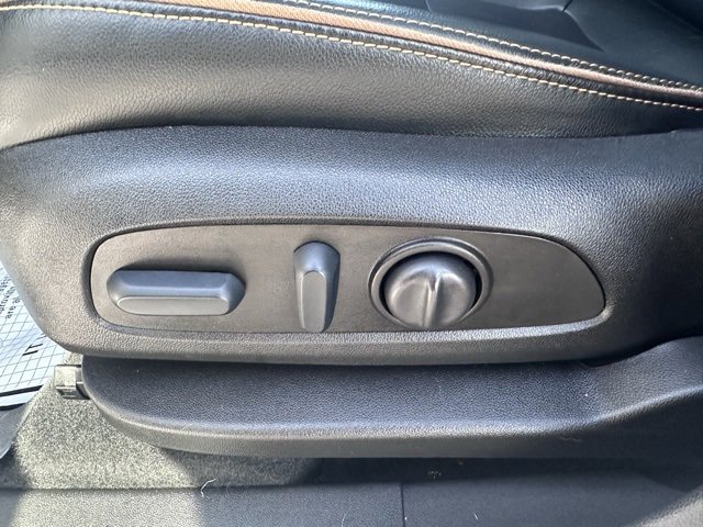 Certified 2022 GMC Terrain AT4 w/ Tech Package image 11