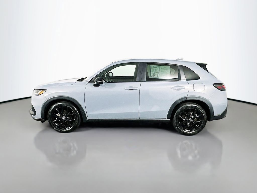 Used 2023 Honda HR-V Sport image 4
