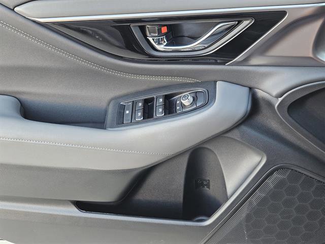 Certified 2025 Subaru Outback Onyx Edition image 17