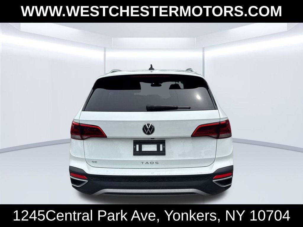 Used 2024 Volkswagen Taos SE FWD image 5