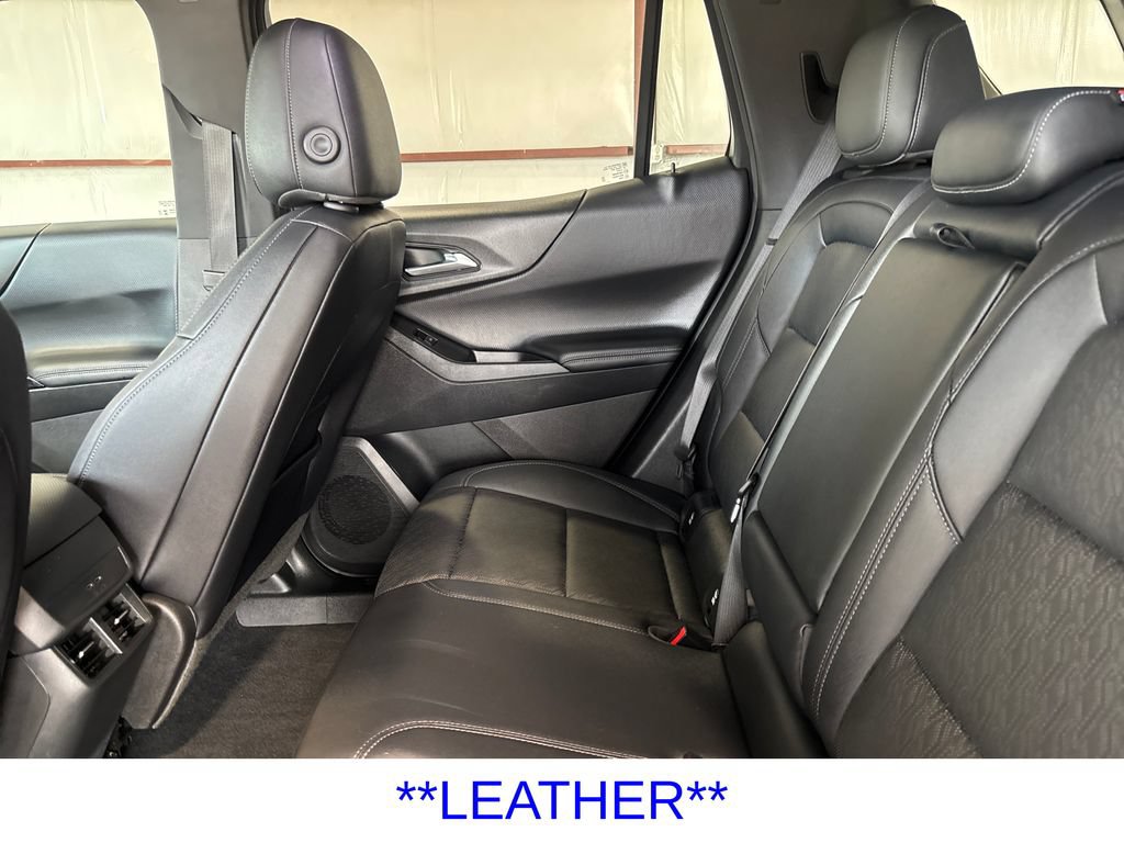 Used 2026 Chevrolet Equinox LT w/ Convenience Package II AWD/4WD image 12