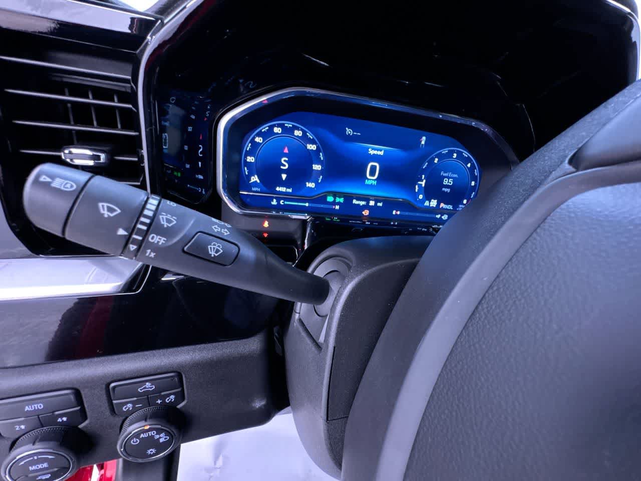 Used 2025 Chevrolet Silverado 1500 LT AWD/4WD image 18