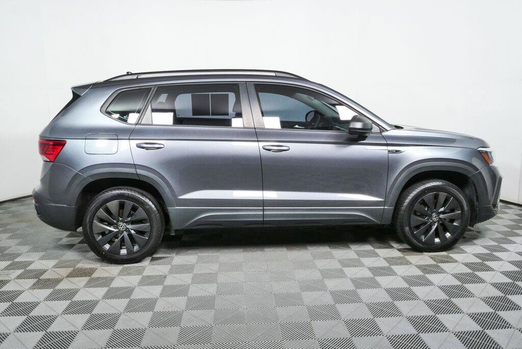 Certified 2023 Volkswagen Taos S FWD image 2
