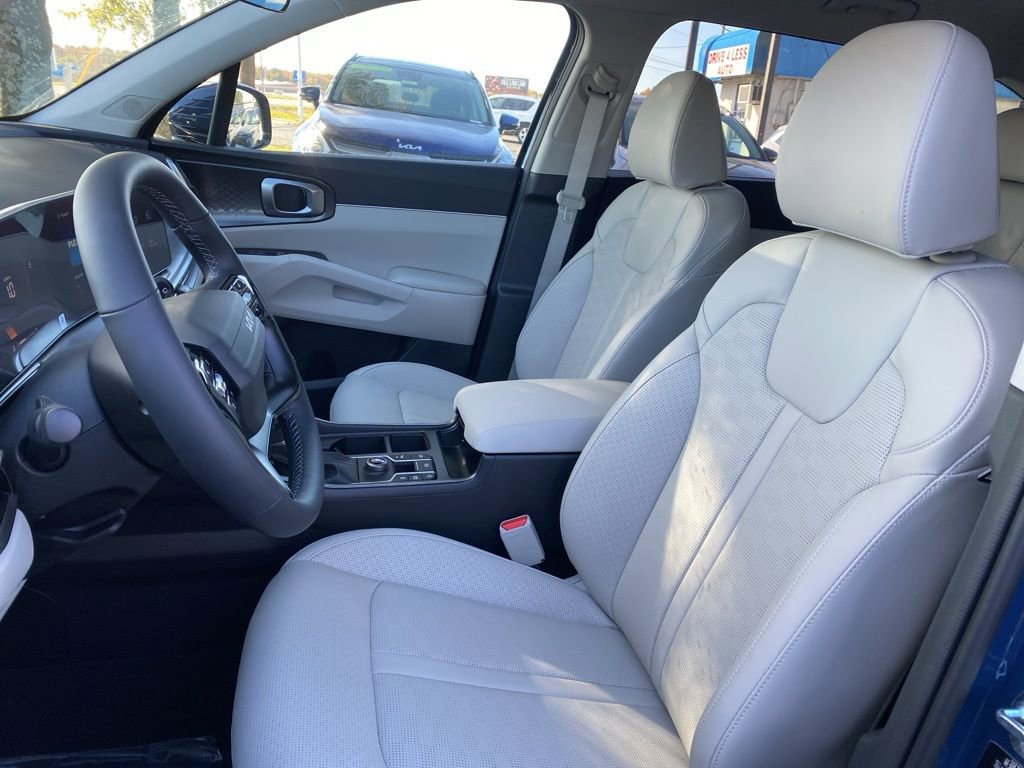 New 2026 Kia Sorento S FWD image 11