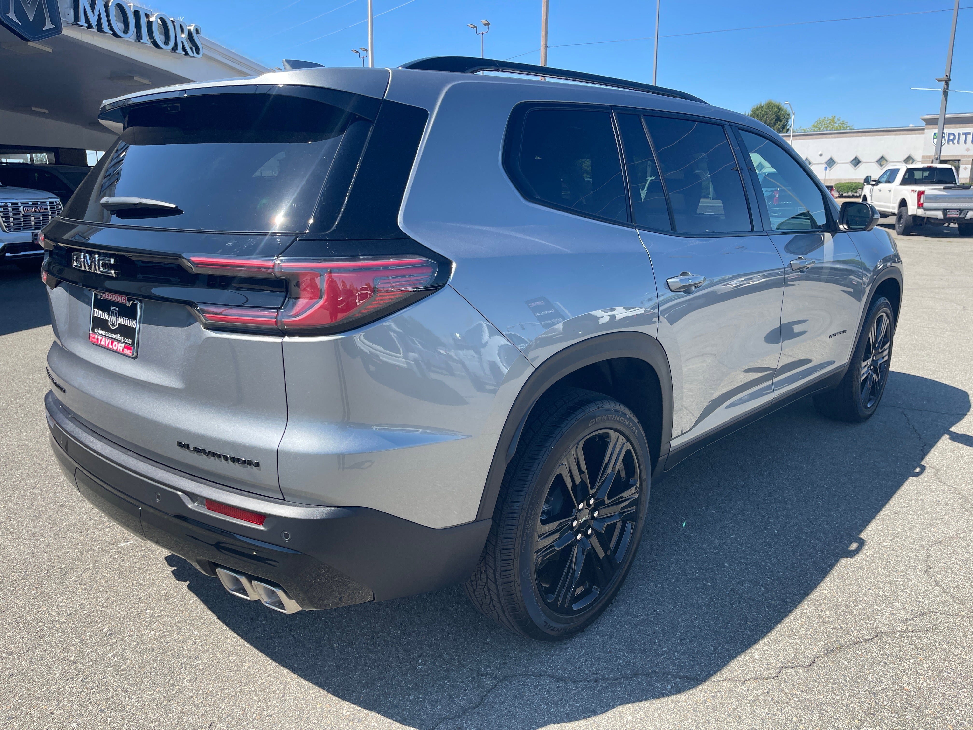 New 2026 GMC Acadia Elevation w/ Black Edition AWD/4WD image 5