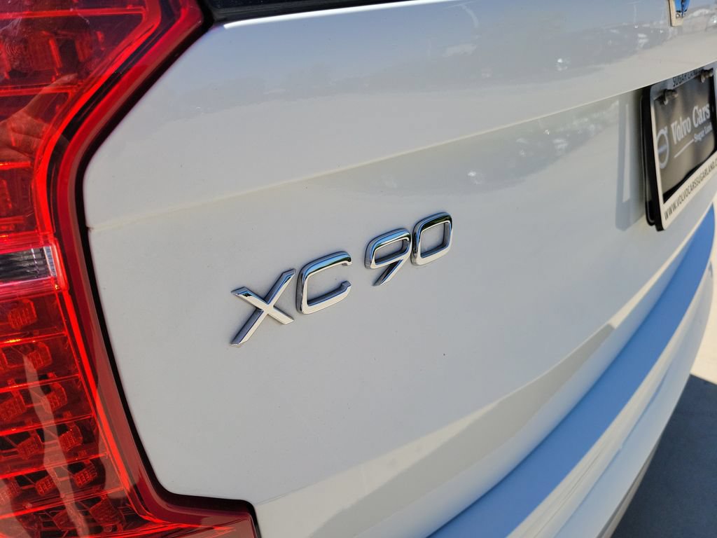Used 2021 Volvo XC90 T6 Momentum AWD/4WD image 8