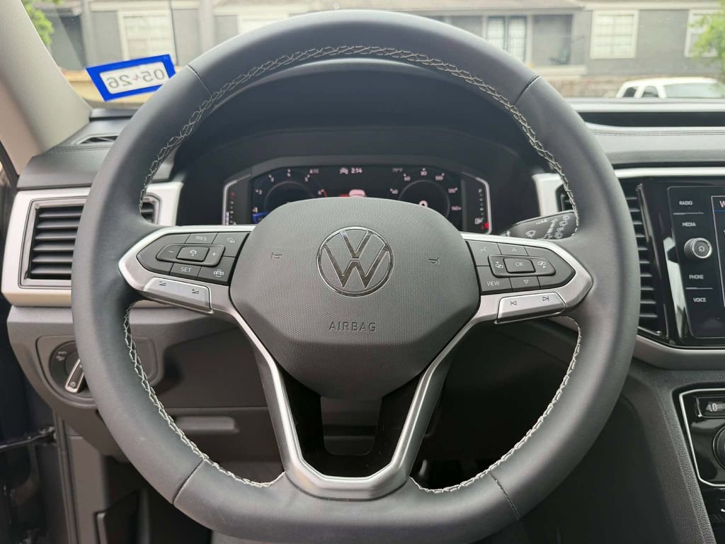 Used 2023 Volkswagen Atlas SE FWD image 11