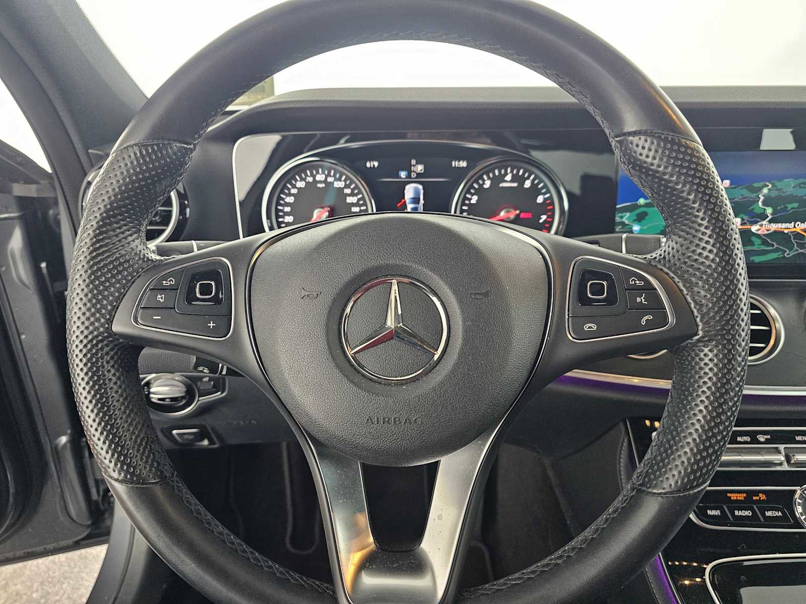 Used 2017 Mercedes-Benz E 300 image 22