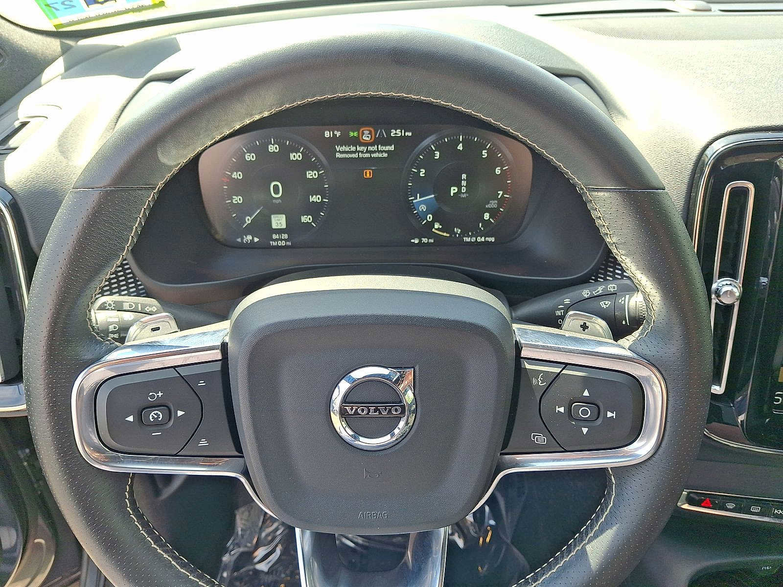 Used 2019 Volvo XC40 T5 R-Design AWD/4WD image 16