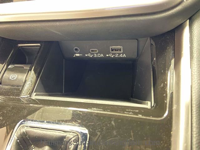Used 2023 Subaru Legacy Premium image 17