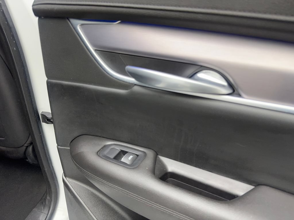 Used 2019 Cadillac XT5 Premium Luxury FWD image 44