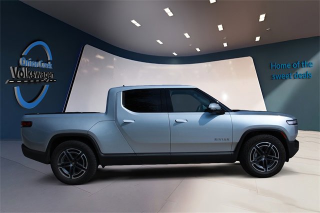 Used 2025 Rivian R1T Adventure image 4