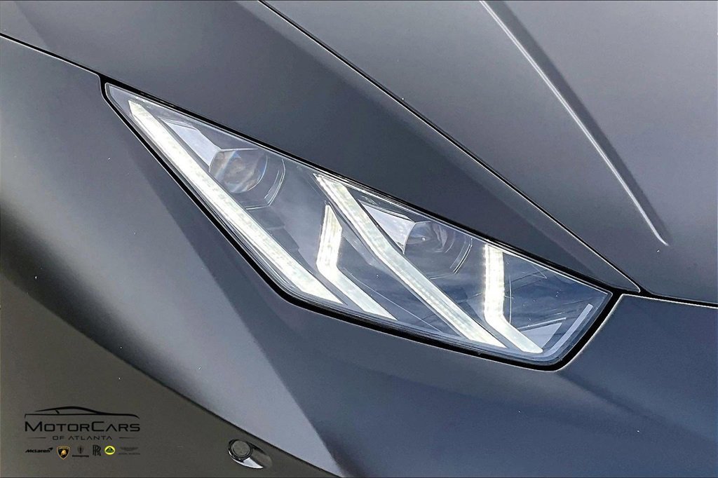 Used 2020 Lamborghini Huracan EVO image 23