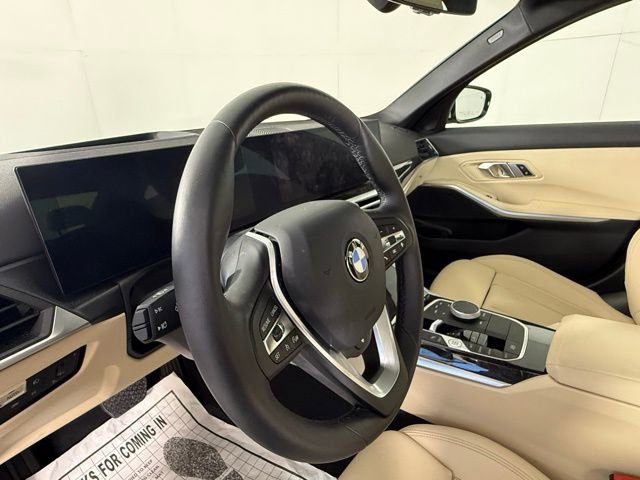Used 2023 BMW 330i Sedan w/ Premium Package image 11