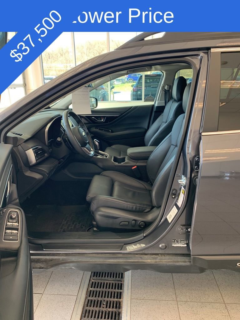 Certified 2025 Subaru Outback Limited XT image 3