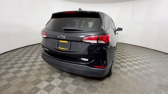 Used 2024 Chevrolet Equinox LS w/ LS Convenience Package FWD image 5