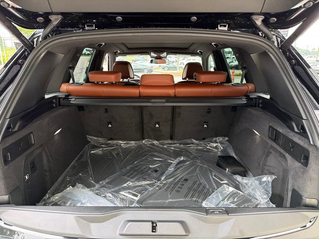 New 2026 BMW X5 M60i AWD/4WD image 15