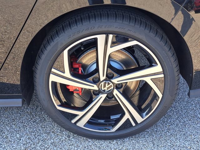 New 2025 Volkswagen GTI SE FWD image 29