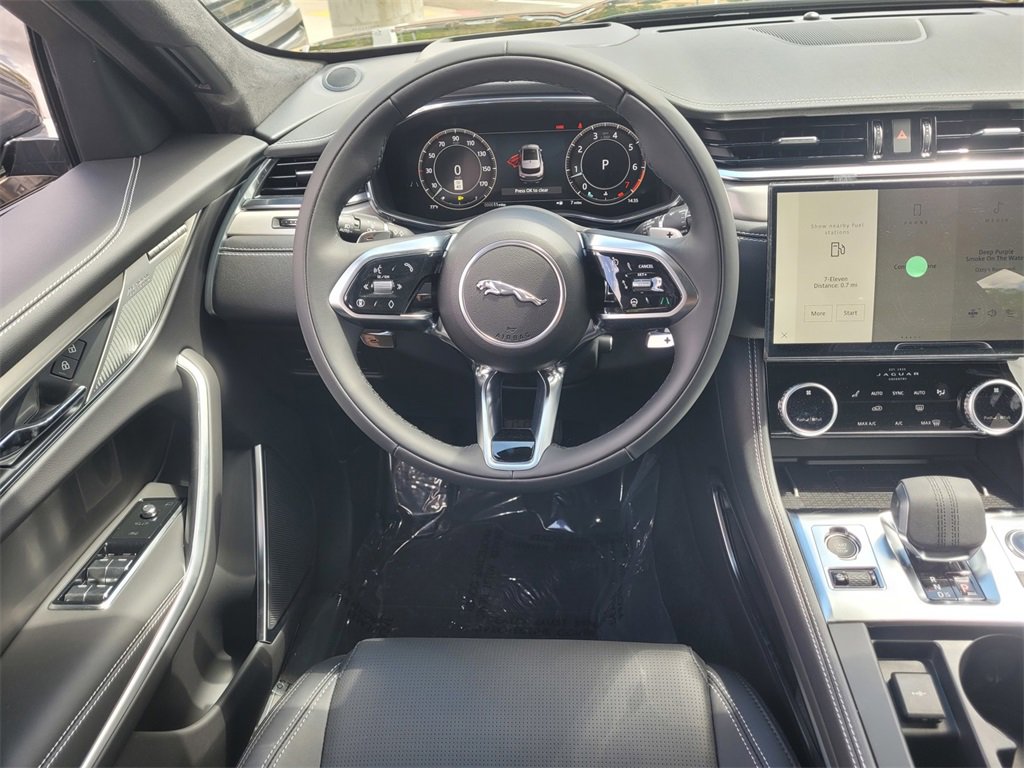 New 2026 Jaguar F-PACE R-Dynamic S image 8