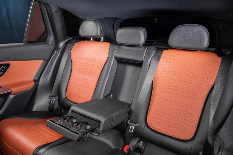 Certified 2023 Mercedes-Benz GLC 300 image 16