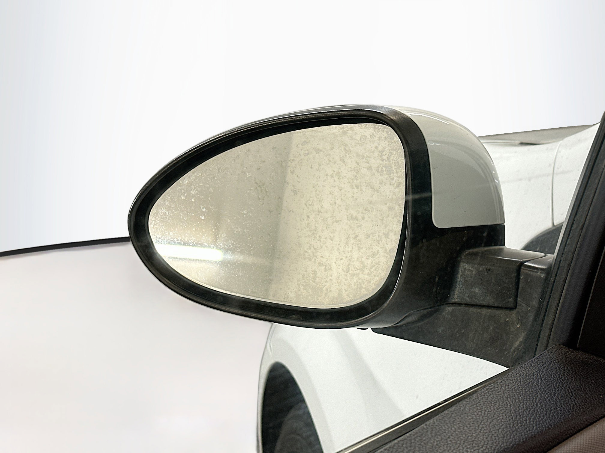 Used 2015 Chevrolet Sonic LTZ image 16