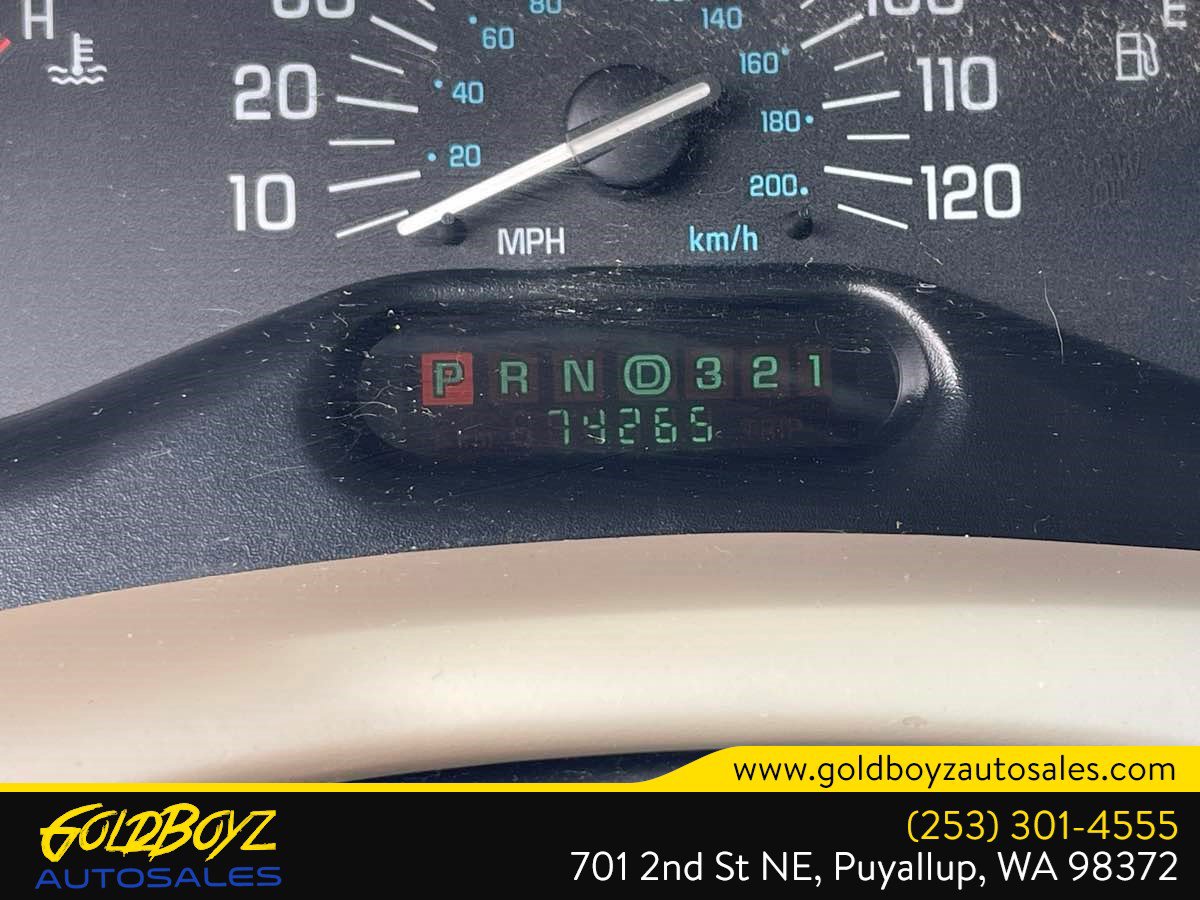 Used 2002 Buick Century Custom w/ Special Edition Pkg FWD image 25